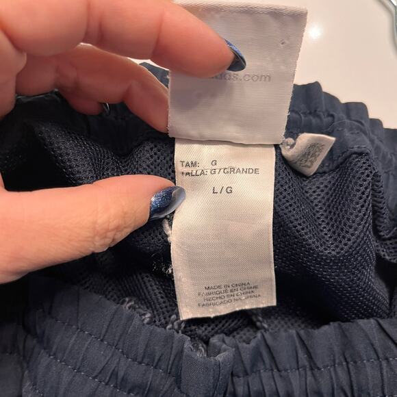 Adidas Athletic Own The Run Shorts Size Large - Picture 4 of 6